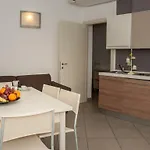 Art Aparthotel 3*