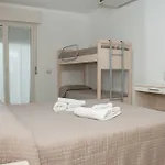 Aparthotel Art 3*