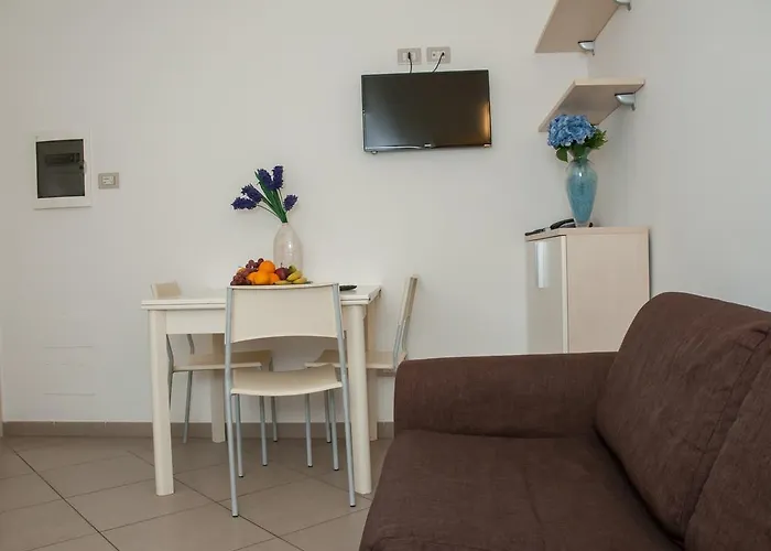 Art Aparthotel 3*
