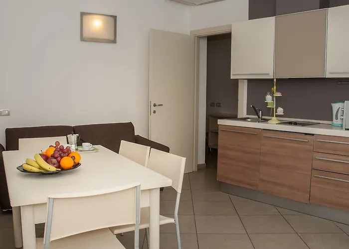 Art Aparthotel 3*