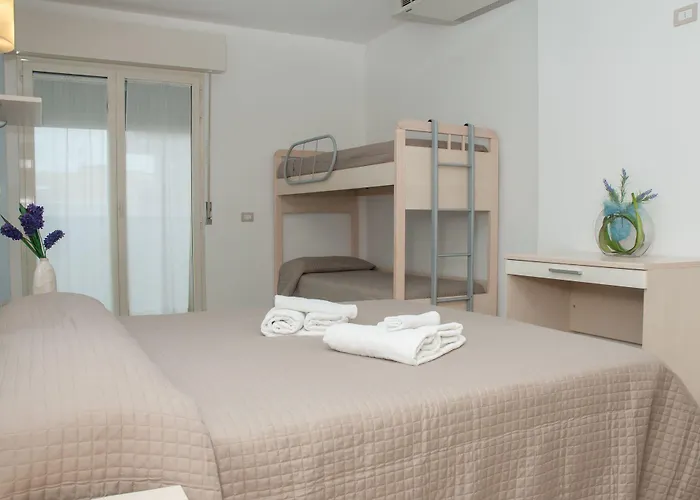 Aparthotel Art 3*